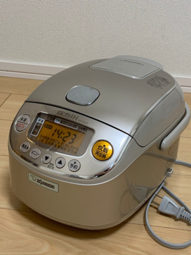 ZOJIRUSHI 炊飯器