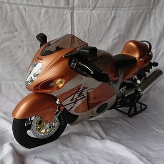 【ネット決済】【スズキ】GSX1300R  隼  1:4スケール...