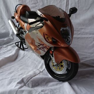 DEAGOSTINI スズキ隼•台座のみ