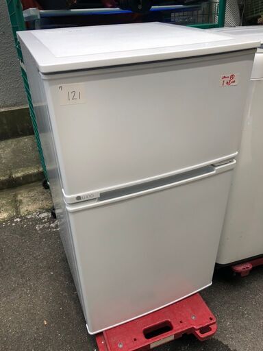 ☆中古 激安！！ Uing　2ドアノンフロン冷凍冷蔵庫　90L　2017年製　UR-D90J　DE016　￥6,800！！