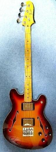 Fender フェンダー　スターキャスター・ベース