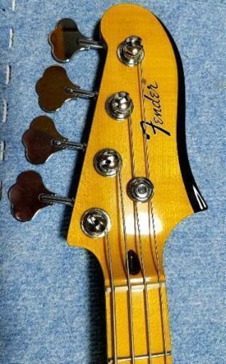 Fender フェンダー スターキャスター・ベース