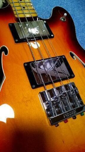 Fender フェンダー スターキャスター・ベース