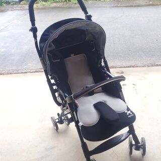 お取引中】アップリカ 両対面 軽量ベビーカー 美品 | switchlab.pe