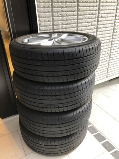 日産　ジューク　タイヤ