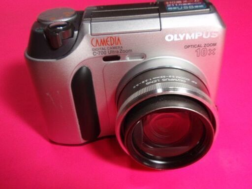 ★オリンパス C-700 Ultra Zoom　デジタルカメラ　　本体のみ