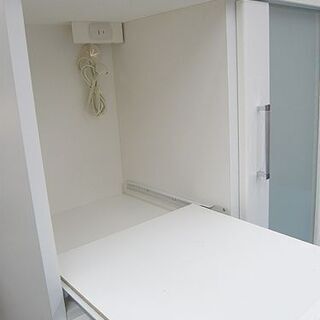 札幌 レンジボード 幅80×奥行40×高さ115㎝ ホワイト エナメル天板
