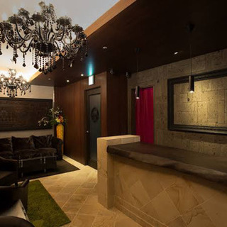 貴重高級スパ使用シャンデリア定価40万円