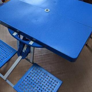 折りたたみレジャーテーブル(椅子一体型)