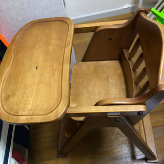【交渉中】食卓用子ども椅子　0円