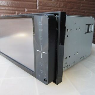 トヨタ純正SDナビ 7インチワイド型フルセグ・Bluetooth・DVD/CD ②