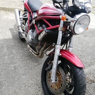スズキのバンディット400cc セル始動で調子良い。2型です。