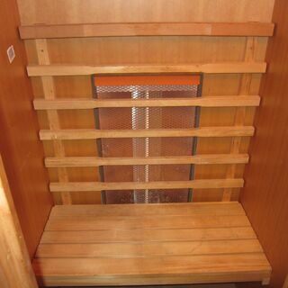 美品　本格家庭用サウナ100V 遠赤外線サウナ 医療用にも使用　リビング設置OK　当時80万円