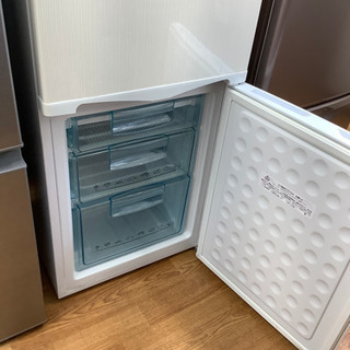 安心の6ヶ月保証付！！【Abitelax(アビデラックス)】2ドア冷蔵庫売り