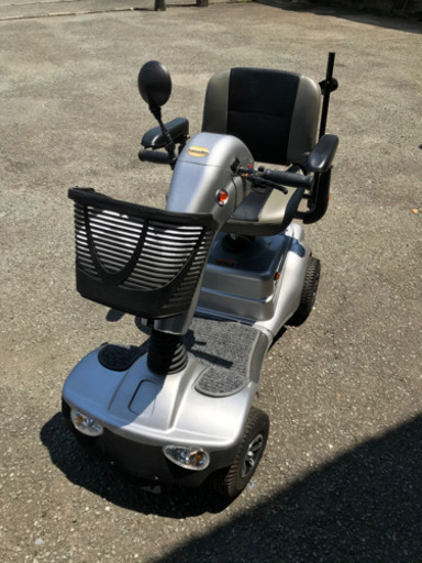 フランスベッド ハンドル型電動車椅子S141 シニアカー