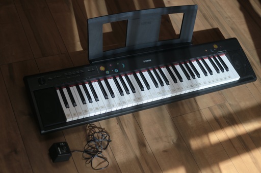 ヤマハ YAMAHA 電子キーボード piaggero NP-12