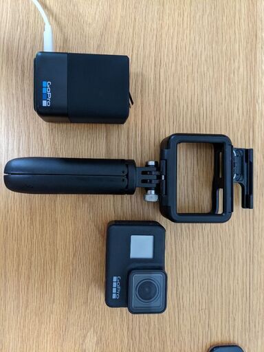 【中古】 GoPro HERO7 BLACK (オプション付き)