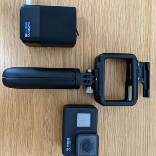 【中古】 GoPro HERO7 BLACK (オプション付き)