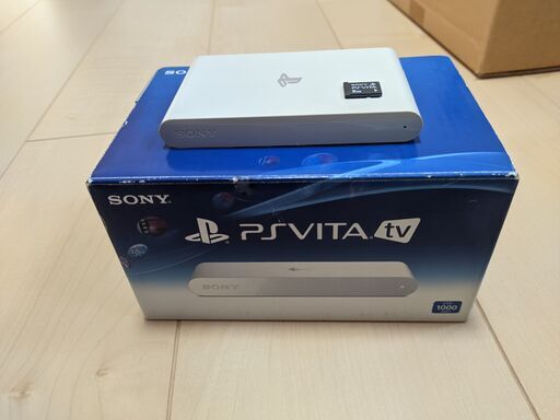 PlayStation Vita TV (VTE-1000AB01) + 8GBメモリーカード + P4D pa