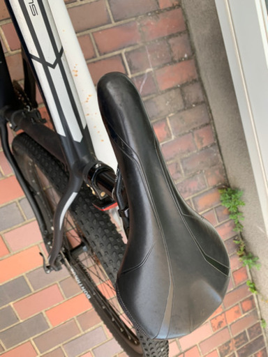 TREK Superfly 5 21.5 黒 5人検討中 【公式通販】