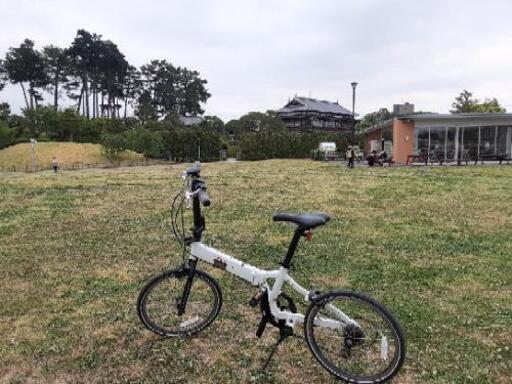 折りたたみ自転車　8段変速　ジャイアント製