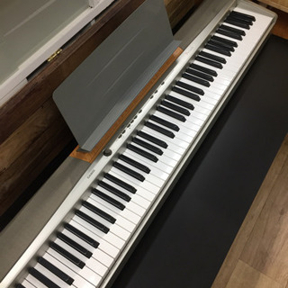 CASIO(カシオ）の電子ピアノ（PX-120)です。【トレファ...