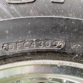 スタッドレス 139.7 6H  4本セット