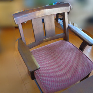 7人用ダイニングテーブルと椅子