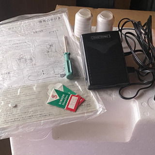 SINGER ロックミシン 14U831 2本糸 動作確認済み 手工芸 美品 【公式通販】