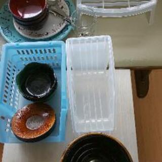 ◆食器類 まとめて 食器立て.ｸﾞﾗｽ.茶托.お椀.大皿.計量ｽ...