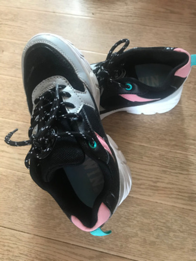 エドウィン キッズスニーカー21cm 女の子用 Fk 南栄の家電の中古あげます 譲ります ジモティーで不用品の処分