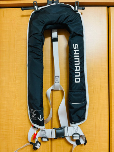 売り切れましたSHIMANO ラフトエアジャケット　ライフジャケット　救命具　ブラック