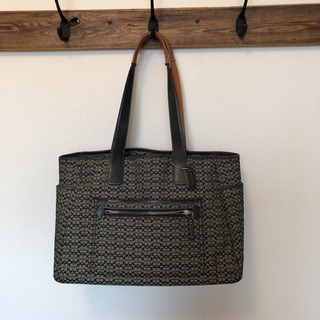 coach トートバッグ