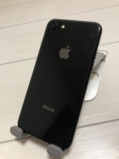 iPhone 8 64GB  SIMフリー　#300