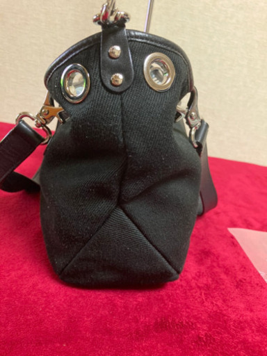 5MKO378  BURBERRY ハンドバッグ 黒 シンプル 布製 5MKO378 BURBERRY ハンドバッグ 黒 シンプル 布製