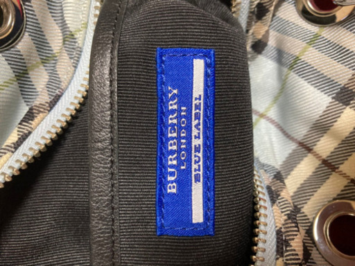 5MKO378  BURBERRY ハンドバッグ 黒 シンプル 布製