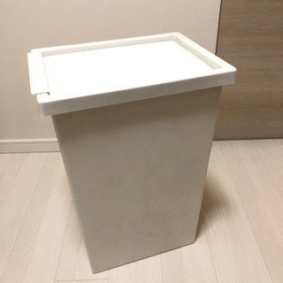 【ネット決済】IKEA ゴミ箱45L ホワイト
