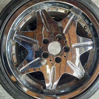 (0001)  225/40R18  114.3 5穴 ET48