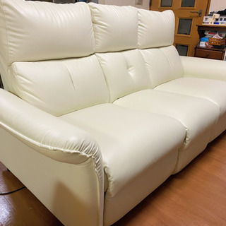 引き取りのみ、電動リクライニングソファー