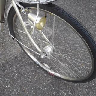 中古自転車１５２３　前後タイヤ新品！２６インチ　６段ギヤ　オートライト 中古自転車1523 前後タイヤ新品！26インチ 6段ギヤ オートライト