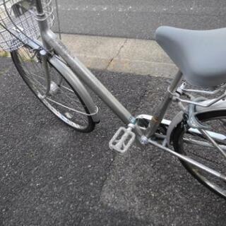 中古自転車1523 前後タイヤ新品！26インチ 6段ギヤ オートライト