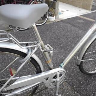 中古自転車1523 前後タイヤ新品！26インチ 6段ギヤ オートライト
