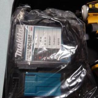 マキタ TD172DRGX  本体・充電器・ケースのセット①