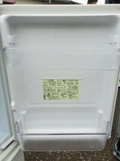 ①✨2017年製✨929番シャープ✨ノンフロン冷凍冷蔵庫✨SJ-D14C-W‼️