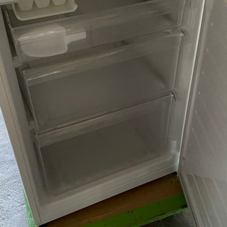 冷蔵庫　　270リットル