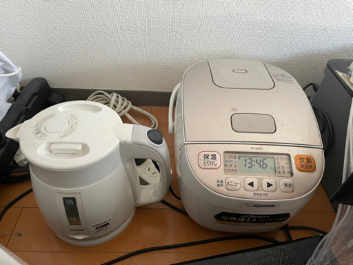 洗濯機電子レンジ炊飯器ポット 8500円