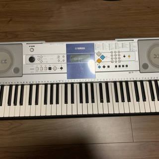 【美品】YAMAHA 電子キーボード PSR-E323 