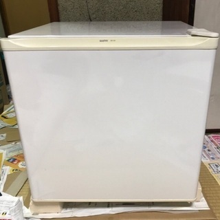 【無料】ミニ冷蔵庫 47L サンヨー SR-5K