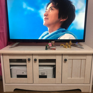 テレビ台、テレビセットの画像