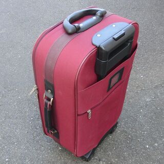 【無料】ソフトキャリーバッグ　スーツケース　トラベルバッグ